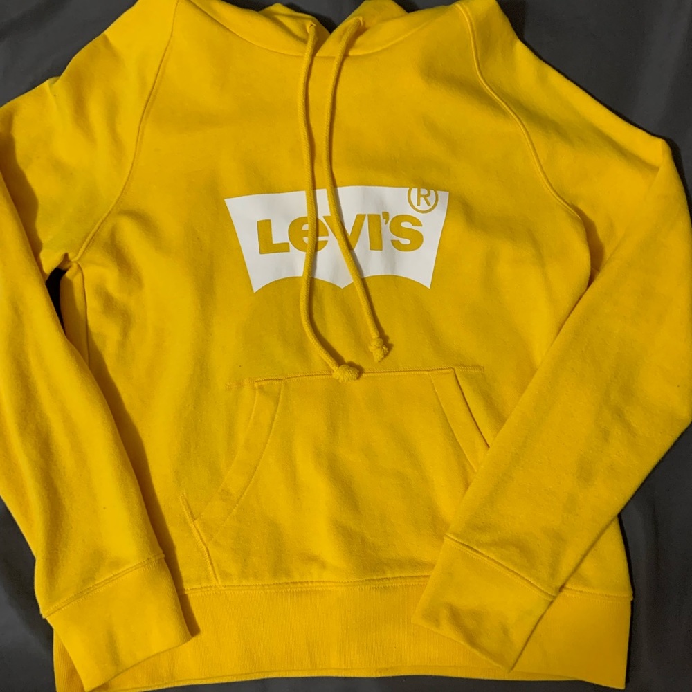 Women’s Cropped Levi’s Hoodie
